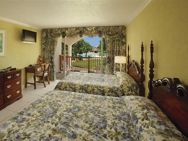 Hotel Superclubs Breezes Montego Bay 4*,